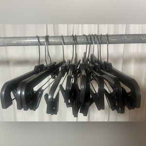 60 x STRONG Bottoms swivel black Hangers (commercial)